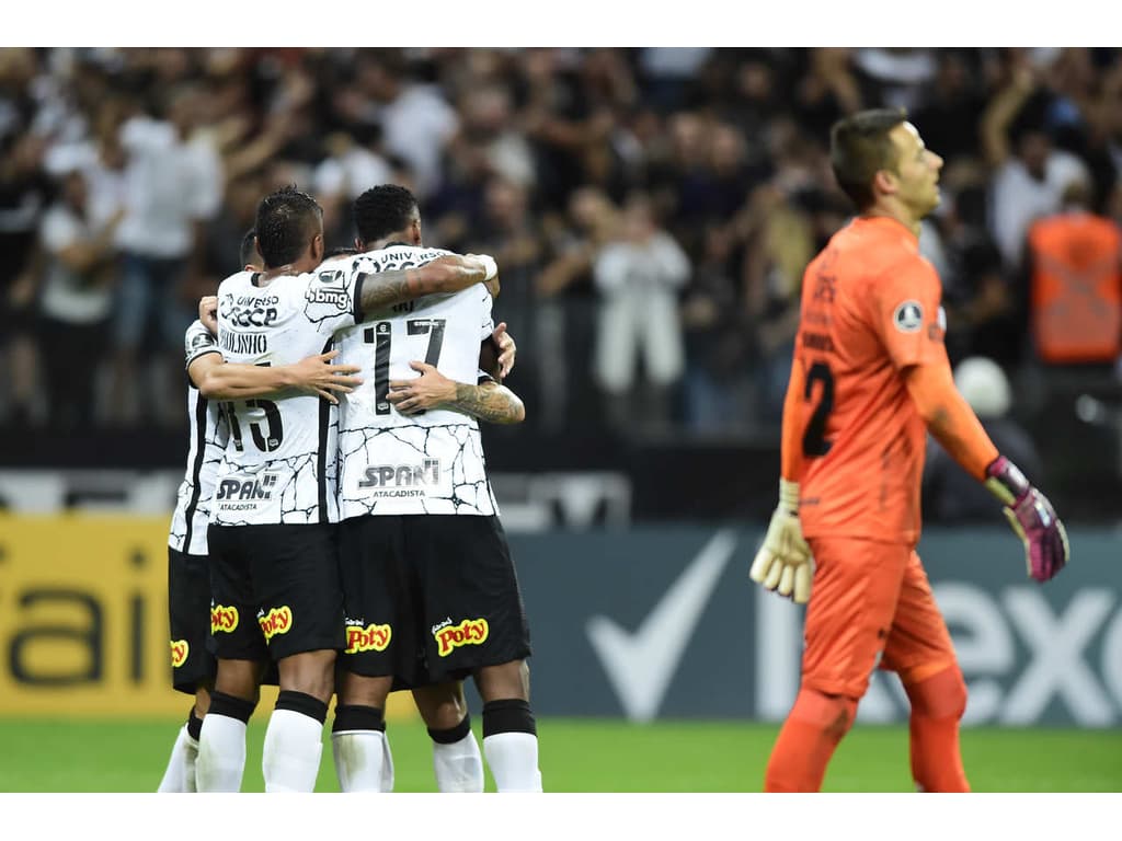 Corinthians empresta o defensor Danilo Avelar ao América-MG - Lance!