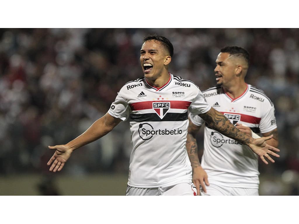 Amuleto da sorte? Andrés Colorado iguala recorde no São Paulo - Lance!