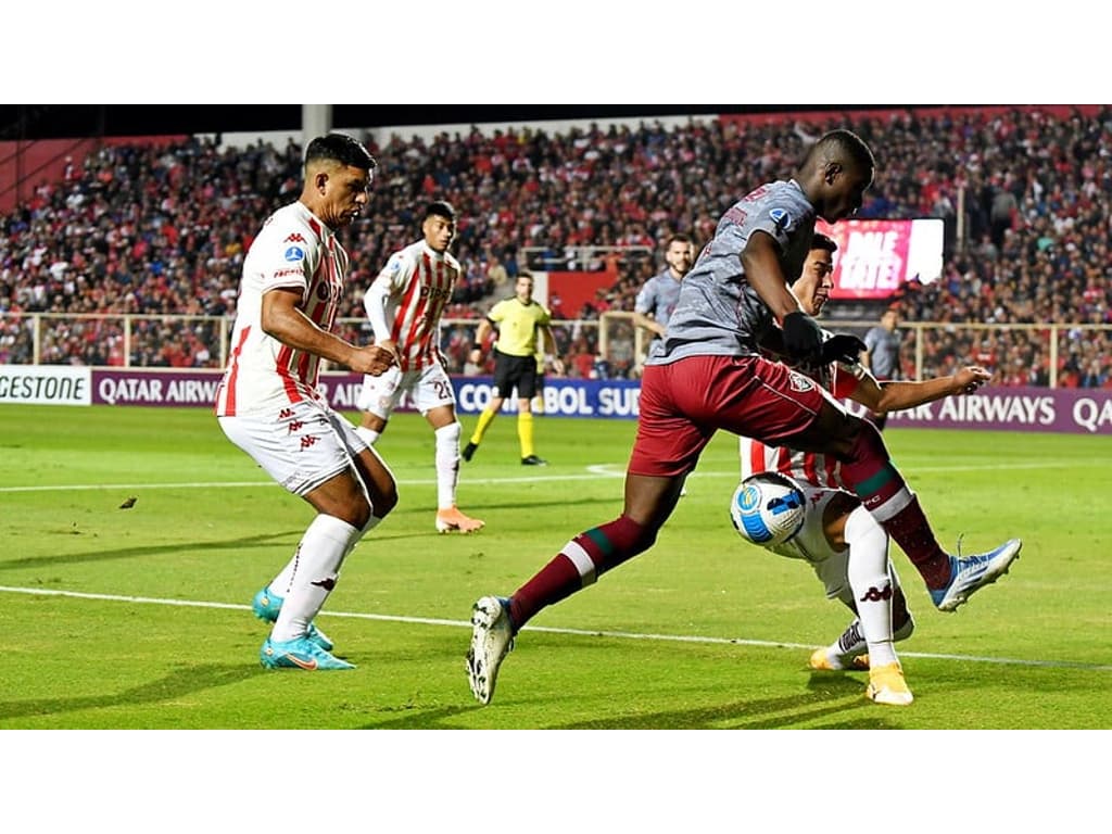 Fluminense precisa superar a própria média de gols contra o Santa Fe (ARG)  para buscar a classificação