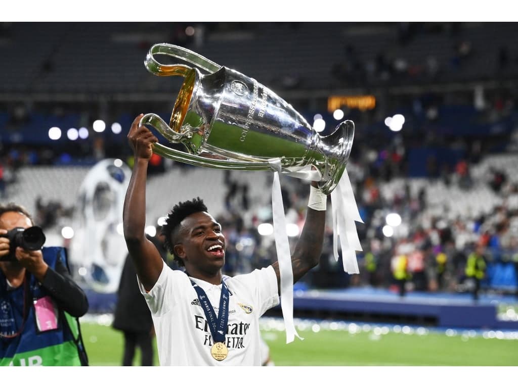 Vinícius Júnior é eleito o melhor jogador jovem da Champions