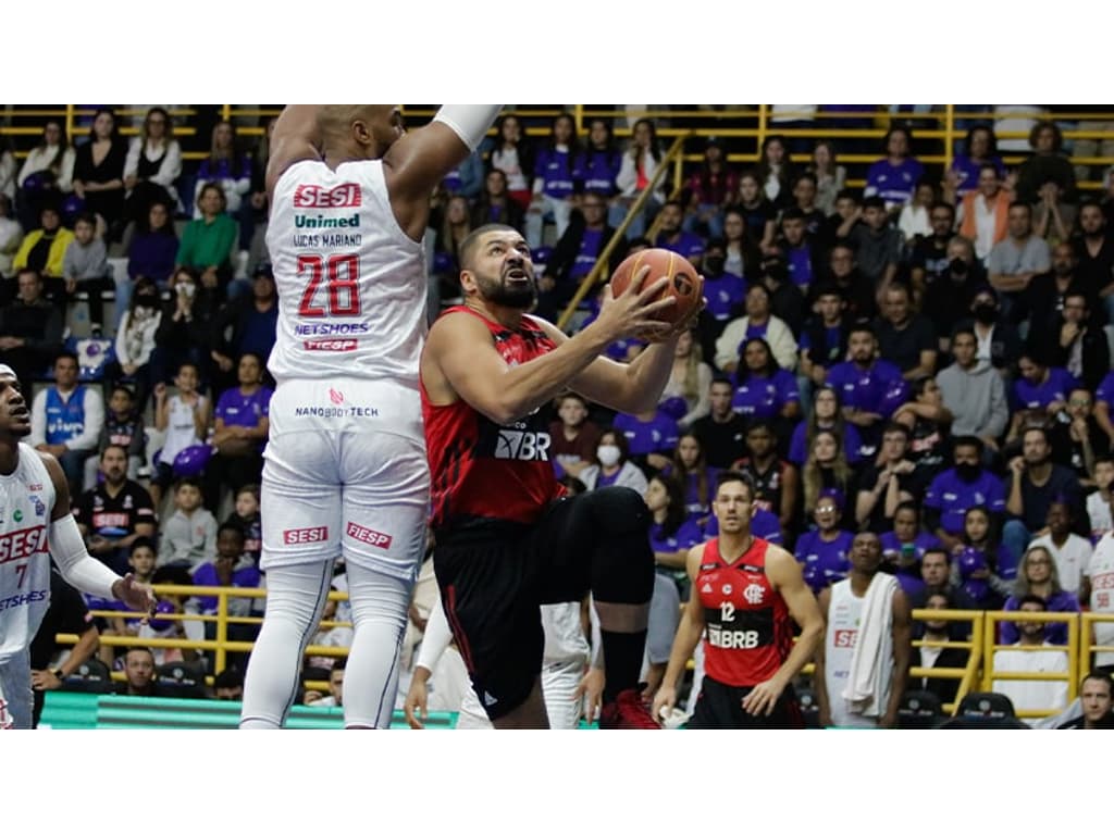 Penalty Aumenta Presen A No Jogo Das Estrelas Do Nbb Lance