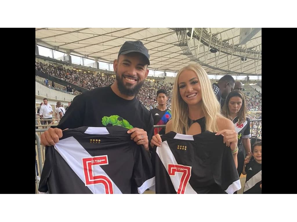 Douglas Luiz E Alisha Lehmann Terminam Relacionamento, Diz Jornal - Lance!