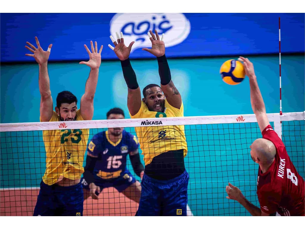 Brasil perde para a Polônia e termina Jogos Mundiais Universitários em 4º  lugar no vôlei feminino - Portal 14B - Rede Municipal de Jornalismo