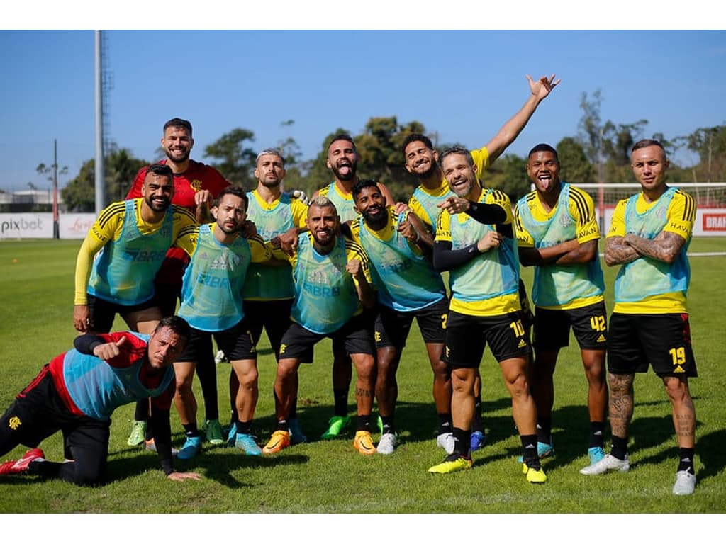 Flamengo está escalado para duelo com o Grêmio; Cebolinha é a novidade