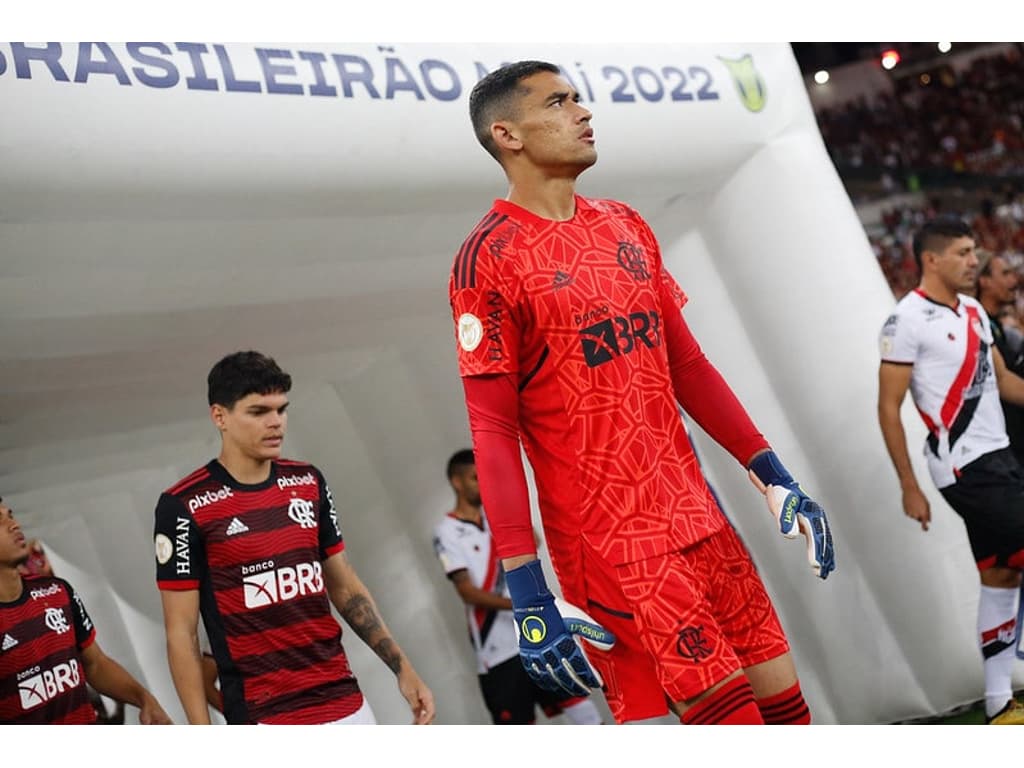 REVIRAVOLTA! FLAMENGO CONTRATA GOLEIRO SANTOS!!!? ISLA SE DESPEDE DO  FLAMENGO! 