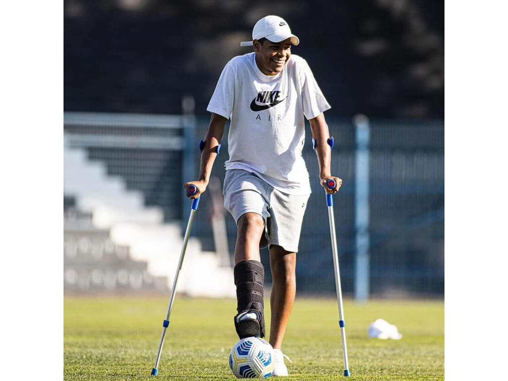 Wesley, inscrito pelo Corinthians na Libertadores, tem lesão no tornozelo, corinthians