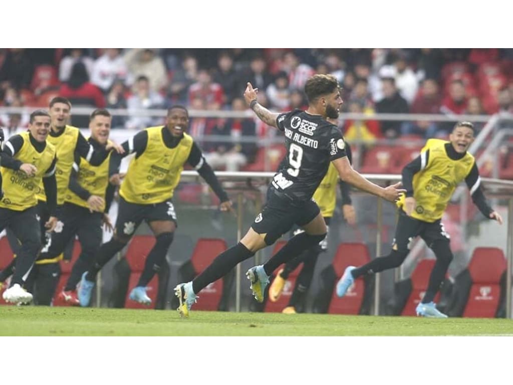 Atacante emprestado pelo Corinthians marca em goleada do Zenit no Campeonato  Russo; veja vídeo