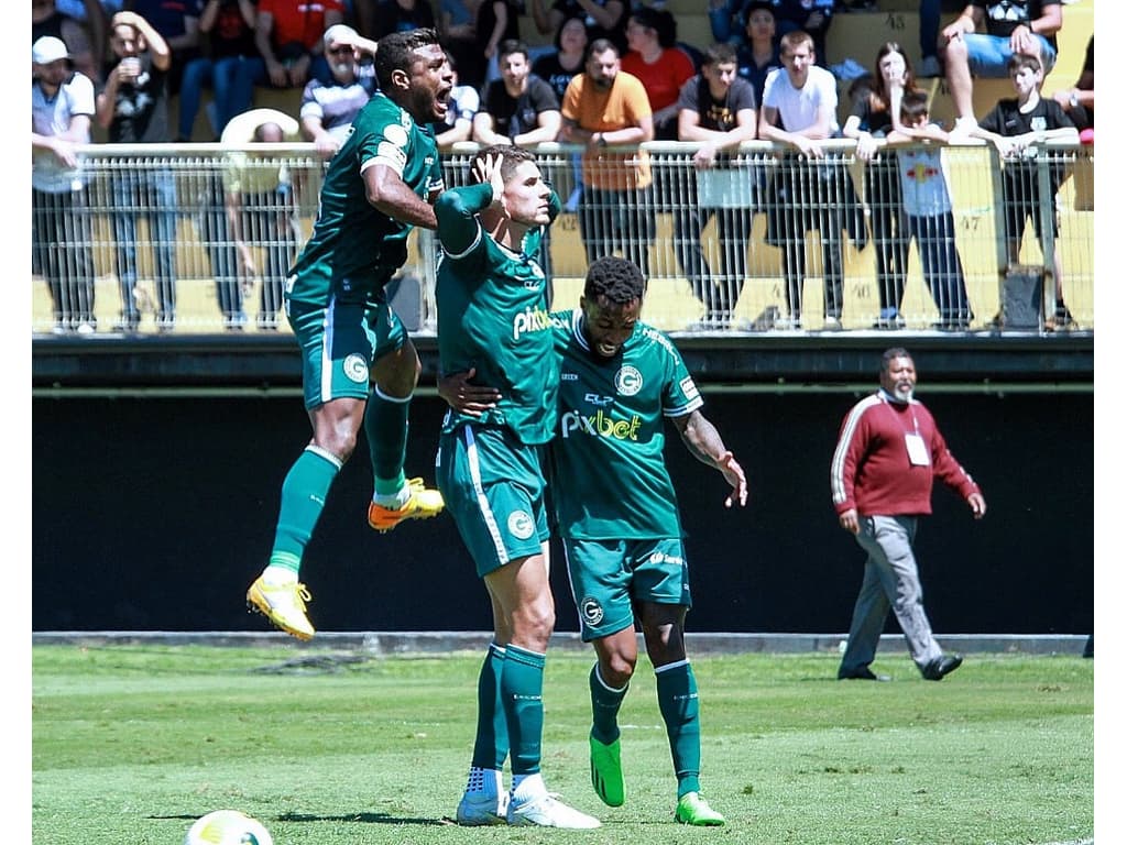 Gol contra define empate do Maringá com a Lemense na Copinha - Banda B