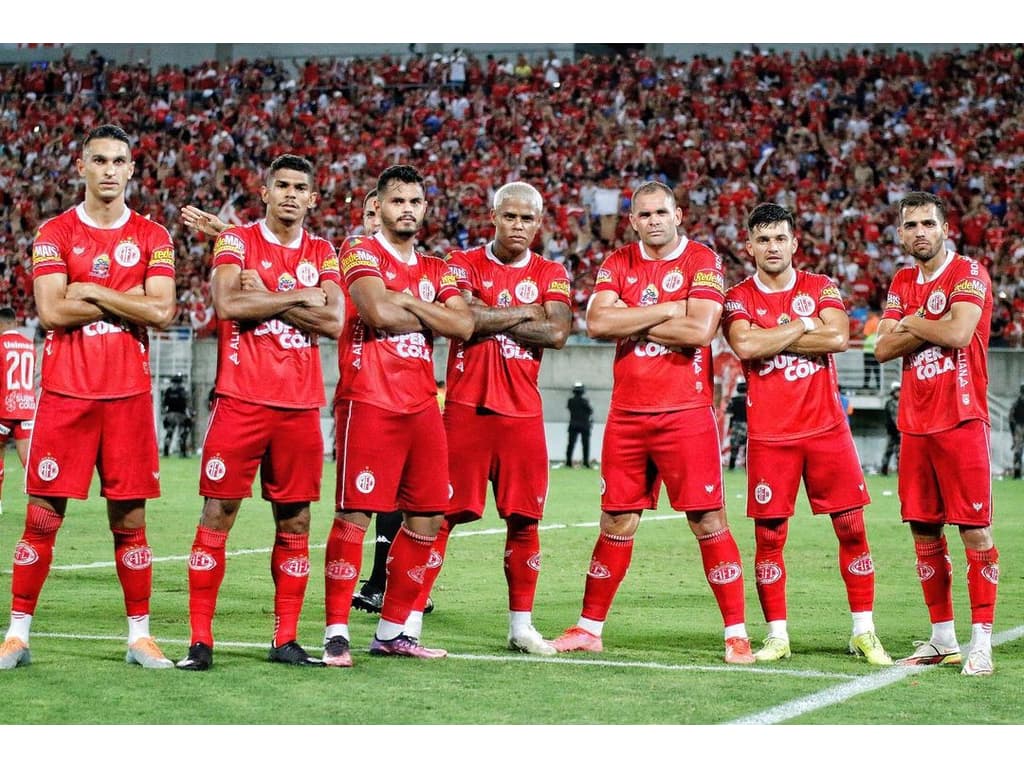 Grande jogo e festa em Pouso Alegre pelo acesso à Série C do dono da casa,  e o América/RN, campeão. Diretorias dos dois times brilharam no marketing