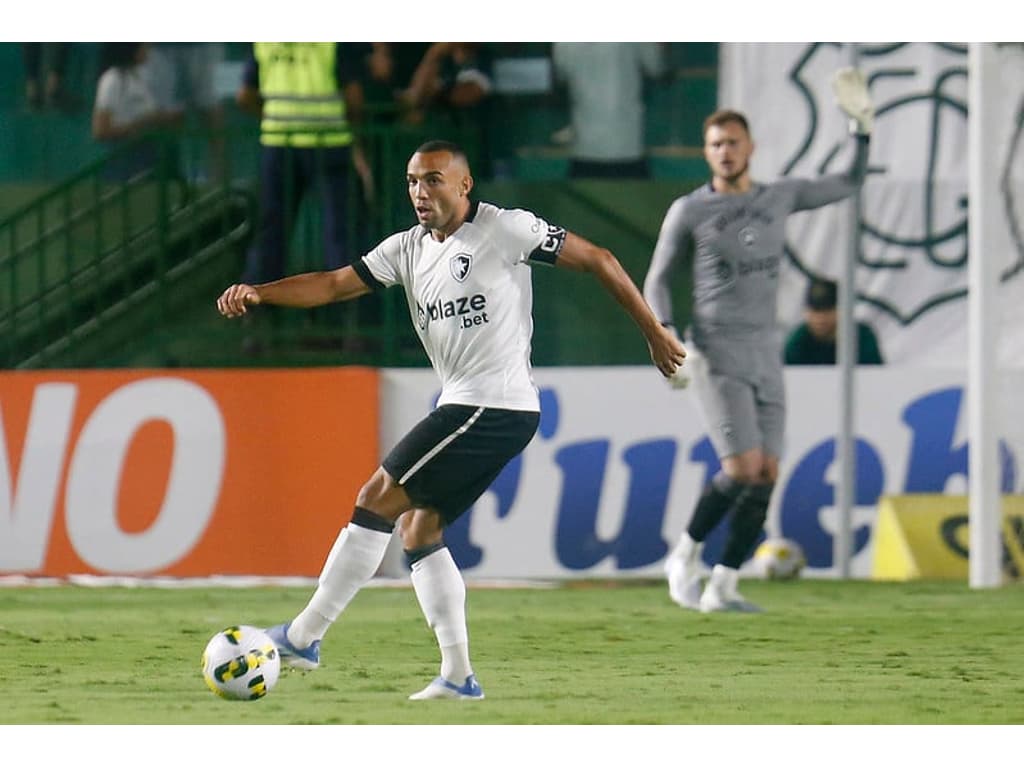 Marçal diz que Botafogo tem perdido jogos nos detalhes e cobra