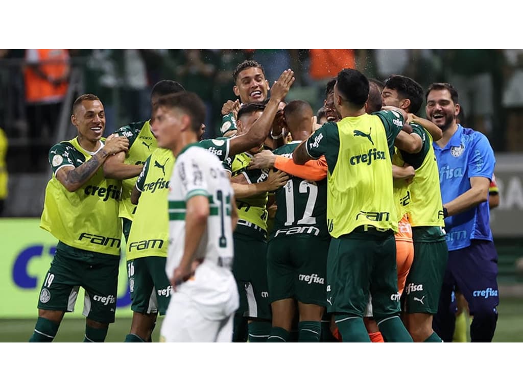 Palmeiras bate o Coritiba, retoma a segunda posição e diminui a diferença  para o líder no Brasileirão » PATOS ONLINE