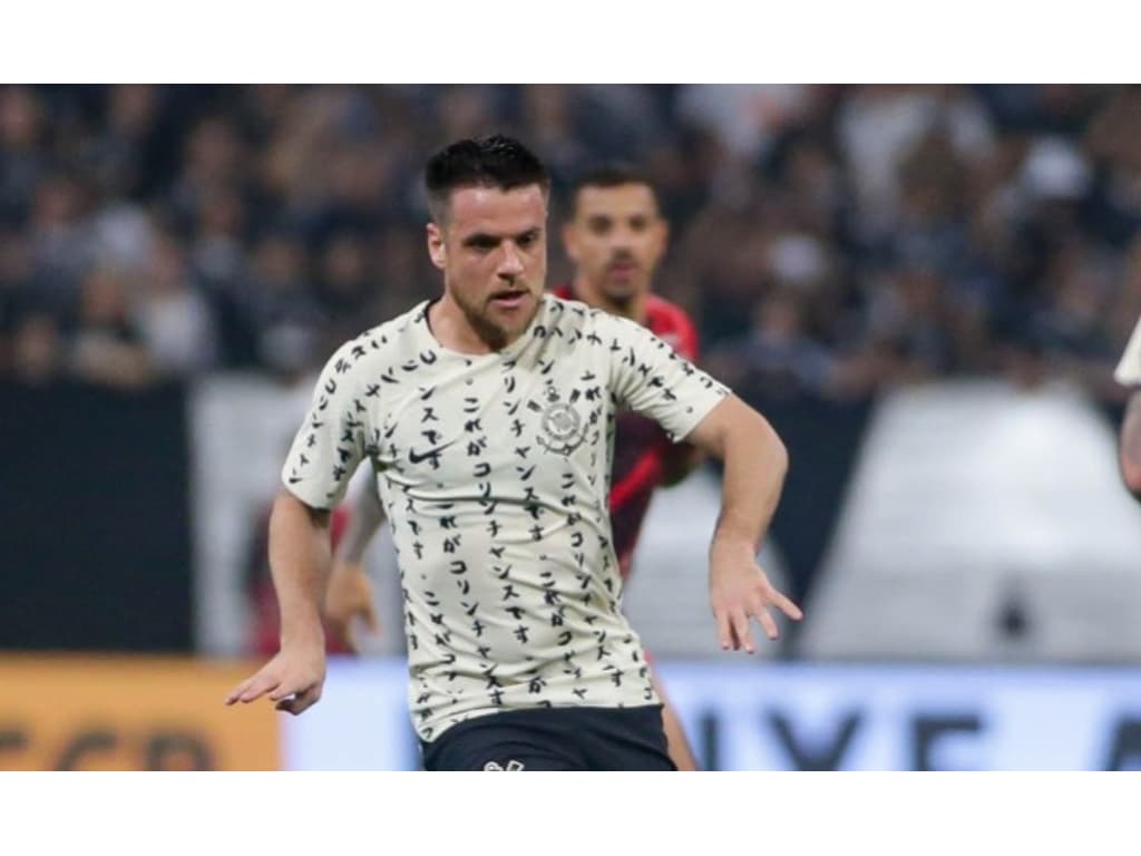 Corinthians chega a acordo e encerra processos milionários com o volante Ramiro