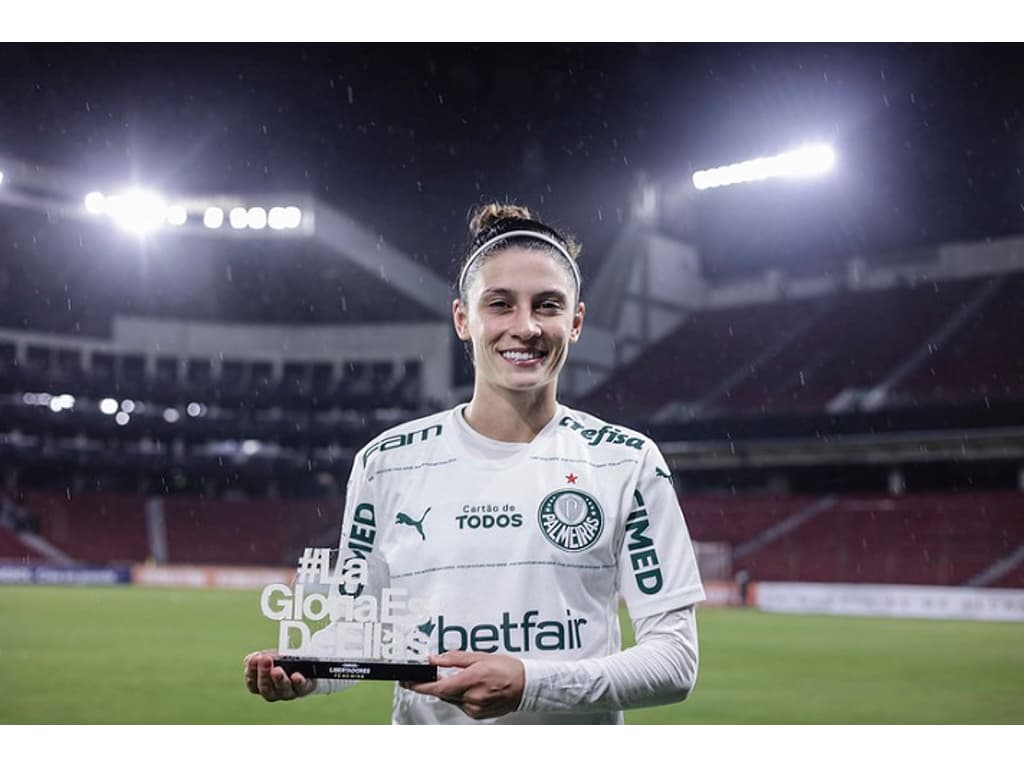 Andressinha comemora classificação do Palmeiras e projeta final do