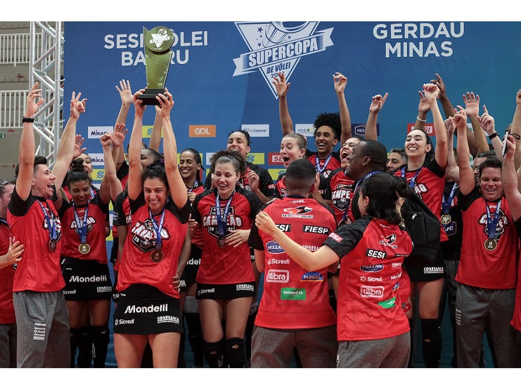 Sesi-Bauru vence o Minas e garante taça inédita da Supercopa de vôlei