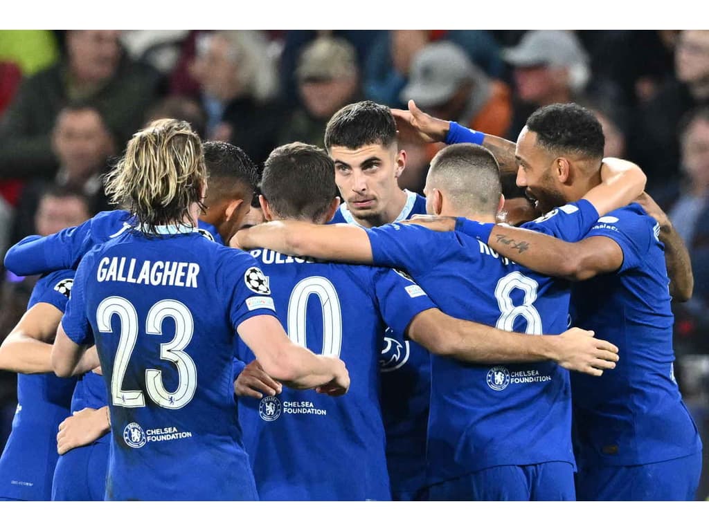 Inteligência Artificial prevê classificação final da Premier League e deixa  Chelsea em maus lençóis