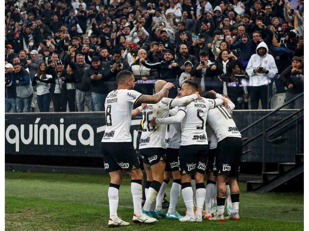 Com apenas nove rodadas, Corinthians se aproxima de igualar