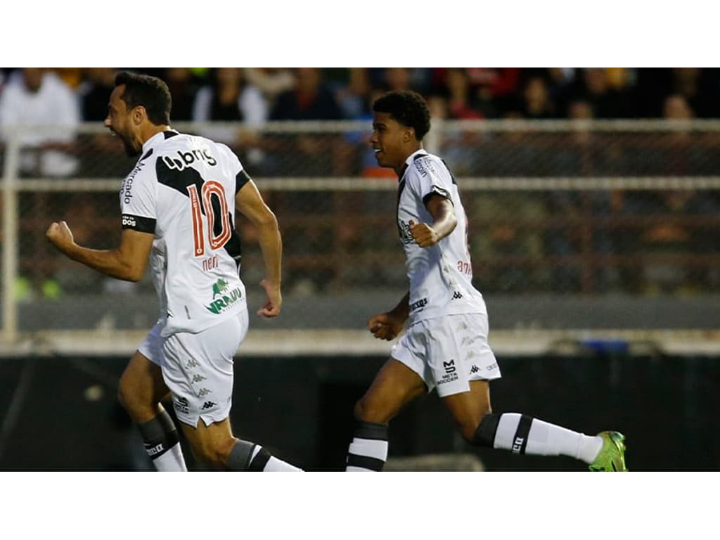 Vasco vence Ituano e retorna para a Série A do Campeonato Brasileiro