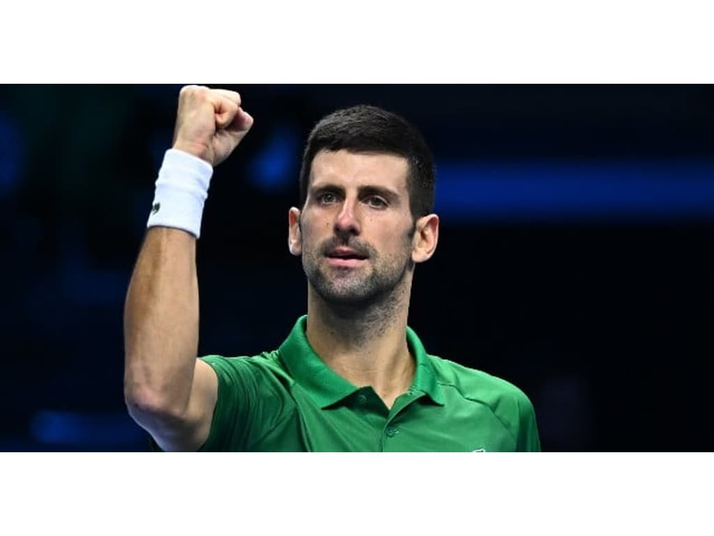 Novak Djokovic vence Andrey Rublev em batalha de 3h01min e avança