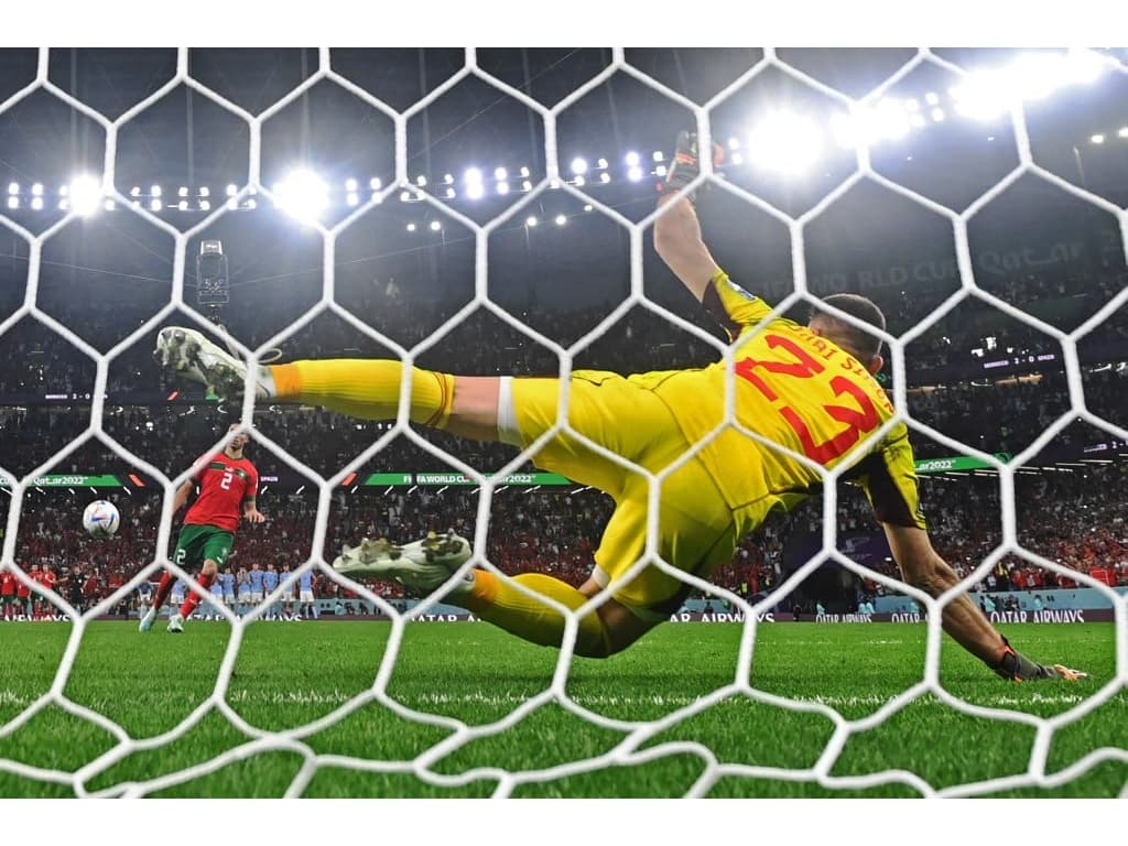 Marrocos supera a Espanha nos pênaltis, avança às quartas de final da Copa  do Mundo e faz história - Lance!
