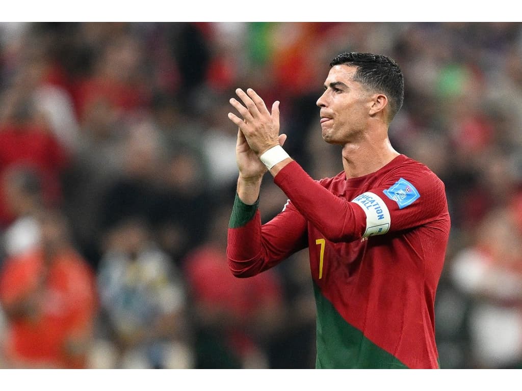 Eliminatórias da Copa: Assista ao vivo e de graça ao jogo Portugal x  Eslováquia