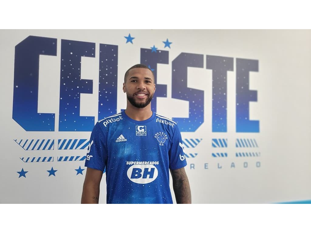 Jogador De Futebol Wesley GIF - Jogador de futebol Wesley Cruzeiro -  Discover & Share GIFs