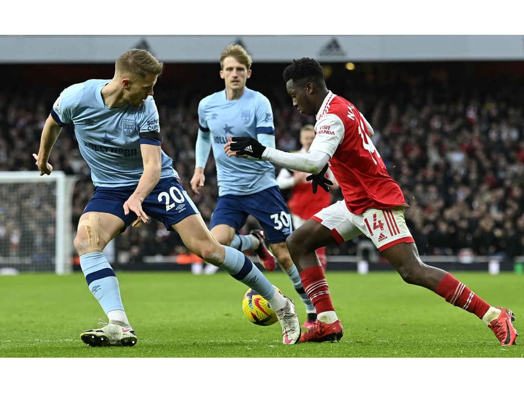 Arsenal sai na frente, mas cede empate para o Brentford em mais um tropeço  pela Premier League