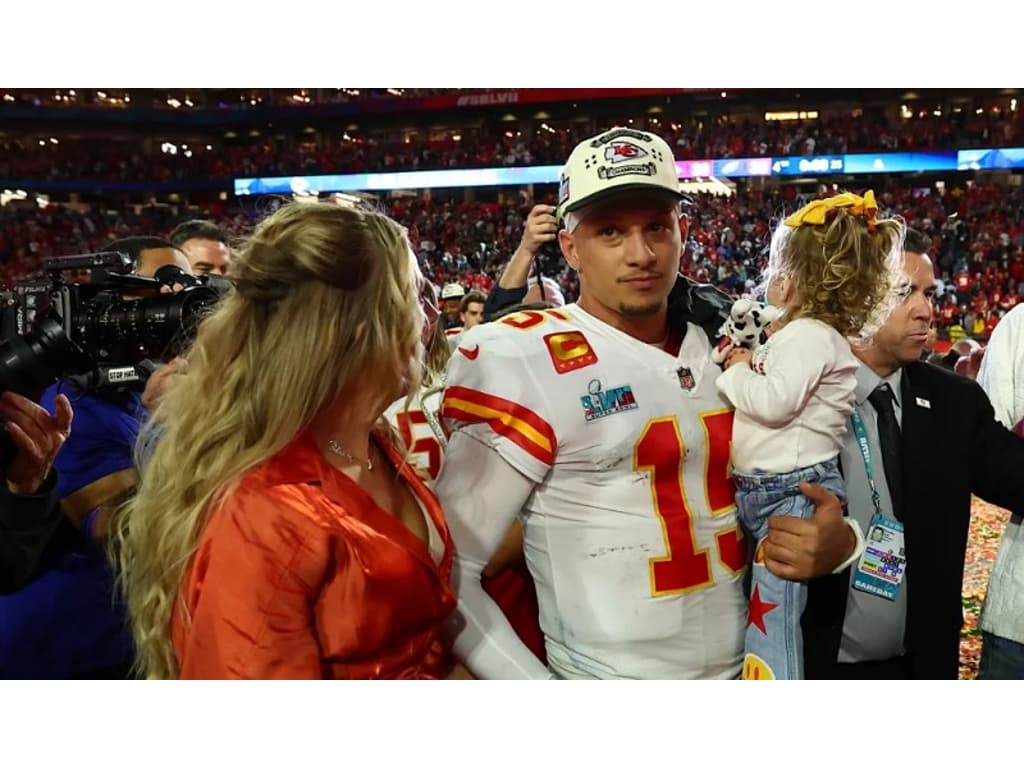 Patrick Mahomes, Do Kansas City Chiefs, é Eleito MVP Do Super Bowl LVII ...