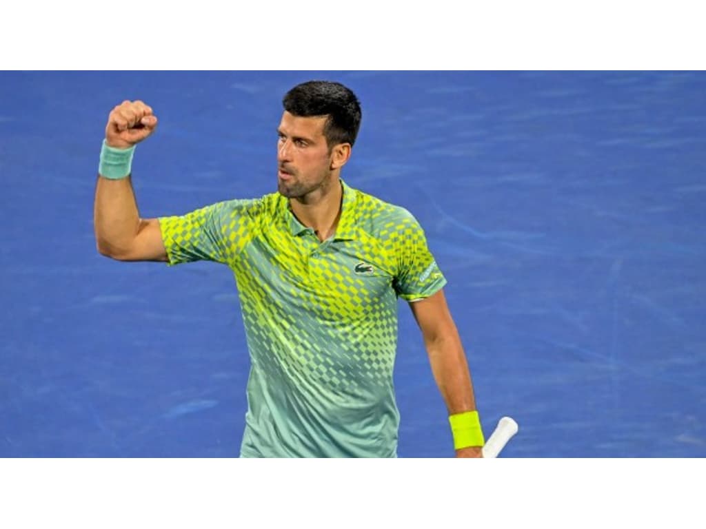 Ténis: Djokovic avança para os quartos de final do ATP 500 do Dubai