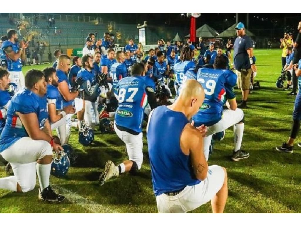 Jogador de futebol americano do Cruzeiro fará testes em peneira da NFL, futebol  americano