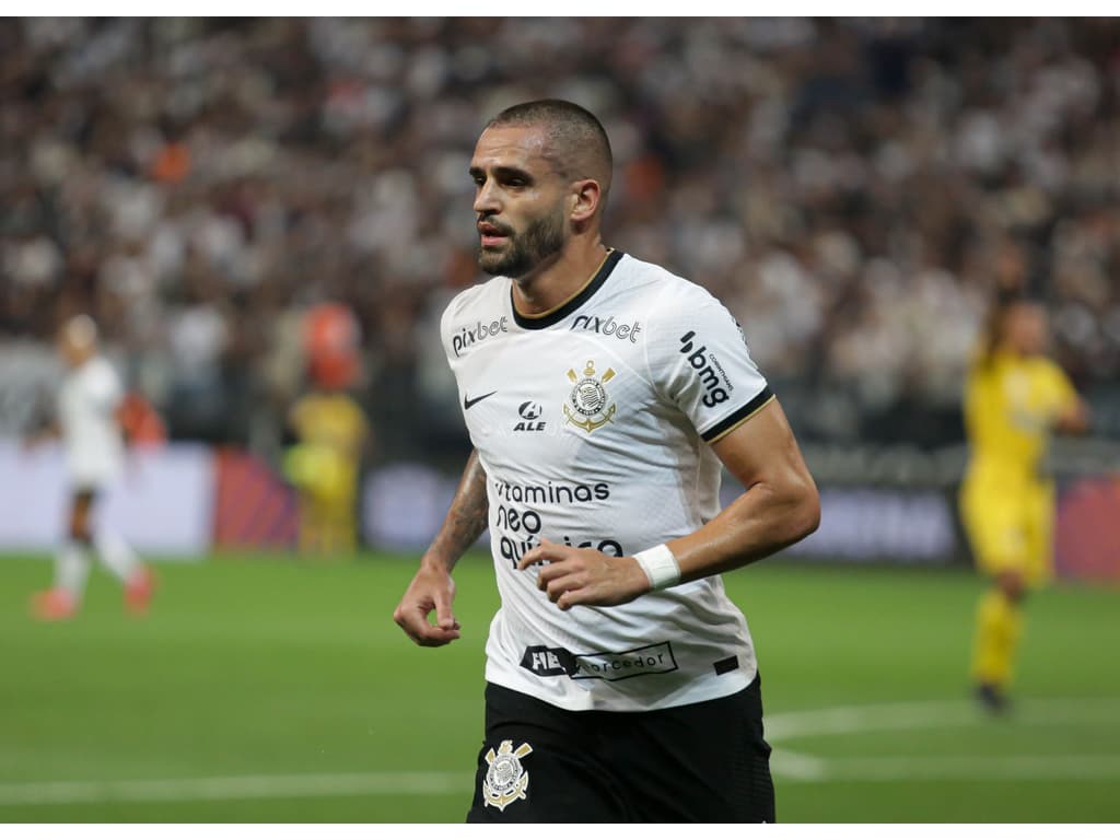 Para jogar no Corinthians, Renato Augusto recusou a Champions League