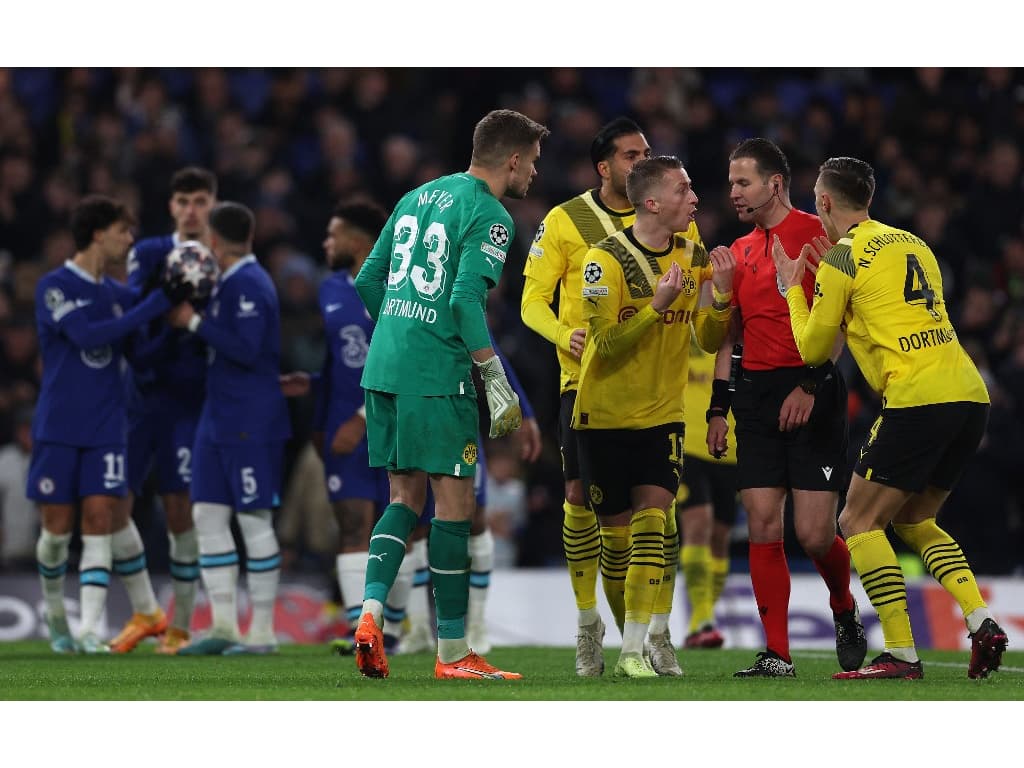 Chelsea reverte vantagem do Dortmund em Londres e avança às