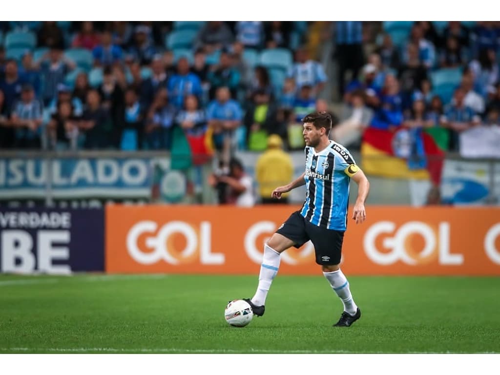 Corinthians divulga nova camisa inspirada na “Democracia Corinthiana”; veja  as imagens – LANCE!