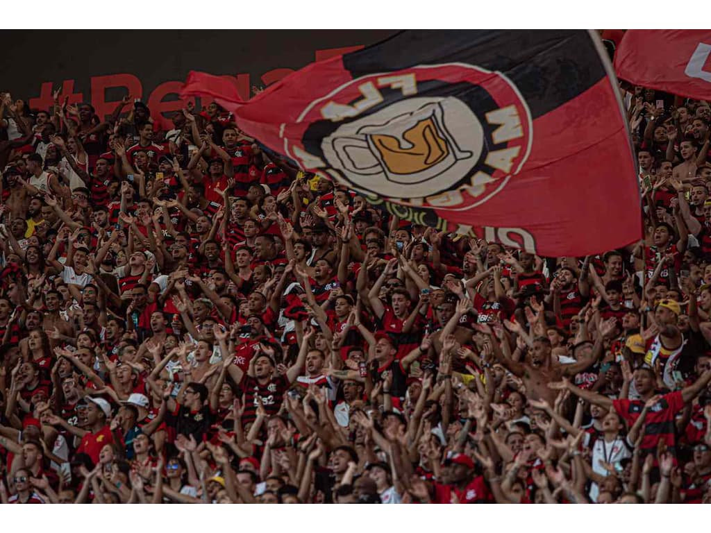 Nação presente! Torcida do Flamengo compra 13 mil ingressos para jogo  contra Orlando em quatro dias