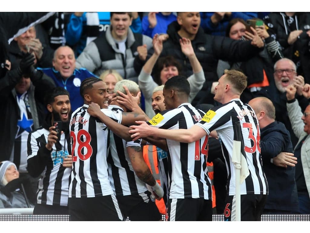 Newcastle x Manchester City: onde assistir e horário do jogo de hoje pela  Copa da Liga Inglesa - Lance!