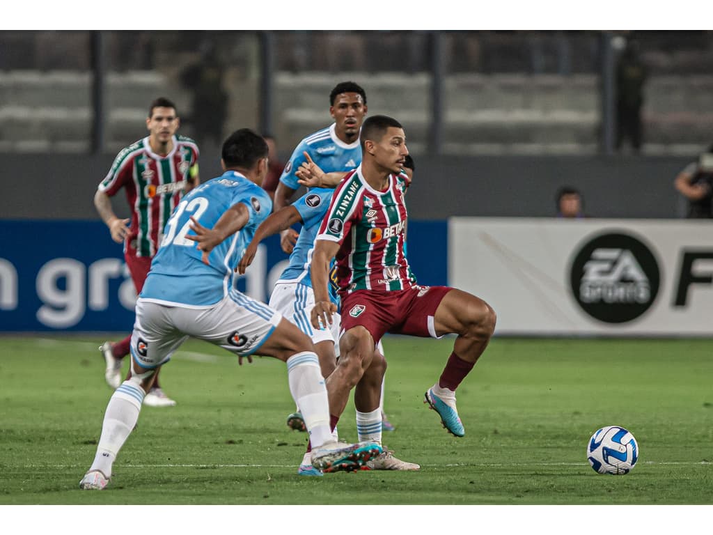 Fluminense decide classificação na Libertadores contra Sporting Cristal;  escalações e onde assistir - Folha PE