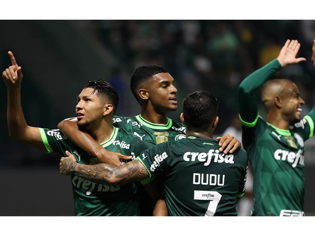 Palmeiras bate o Coritiba, retoma a segunda posição e diminui a diferença  para o líder no Brasileirão » PATOS ONLINE