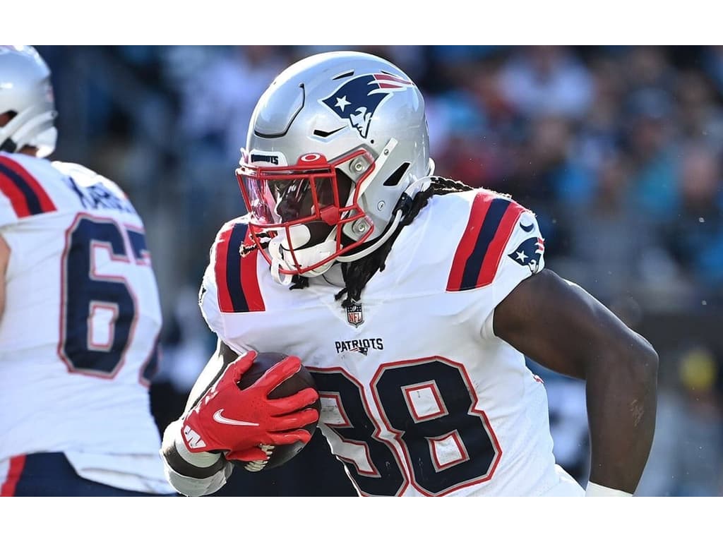 New England Patriots: Rhamondre Stevenson is LeGarrette Blount 2.0