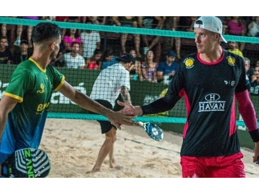 Hugo Russo conquista o título do ITF BT 200 de Garopaba (SC) ao lado de  André Baran