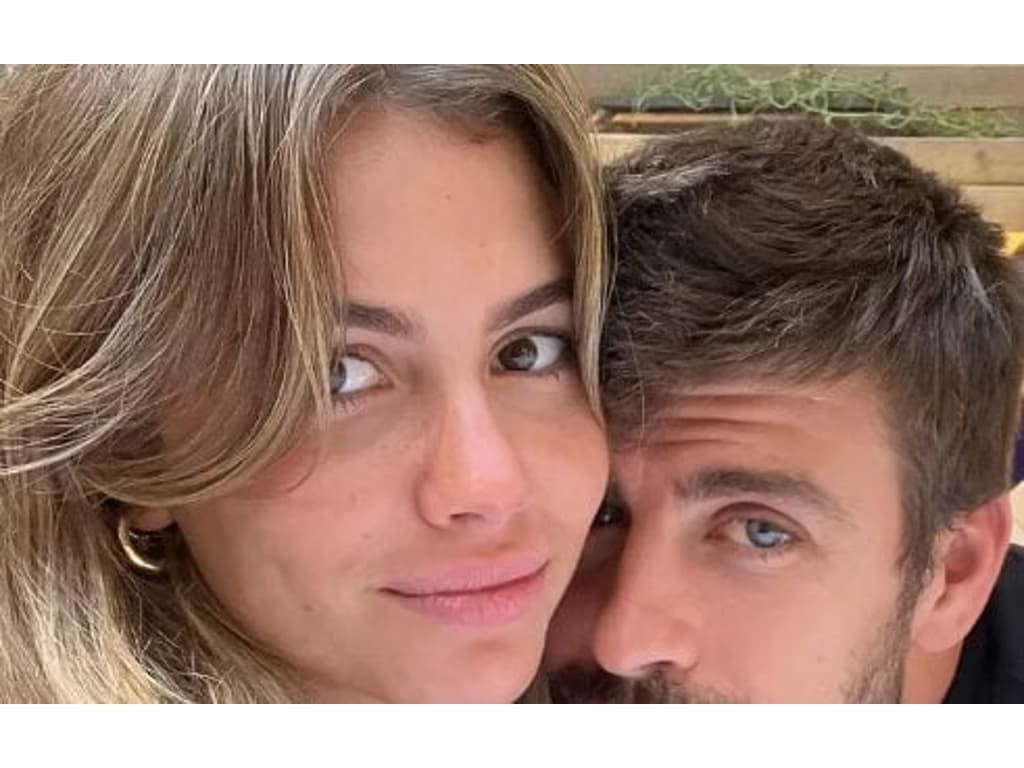 Gerard Piqué E Clara Chía Aparecem Juntos Em Passeio Pelas Ruas De Barcelona Lance 0954