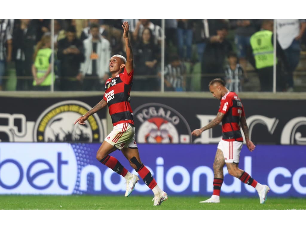 VÍDEO: Veja Os Melhores Momentos Da Vitória Do Flamengo Sobre O ...