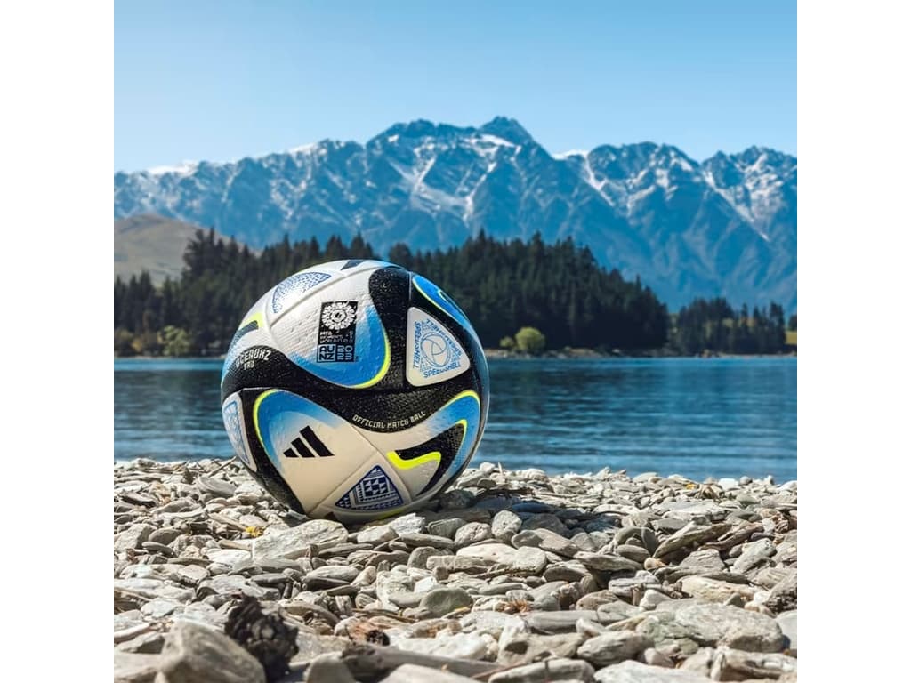 Bola de Futebol Society Copa Do Mundo Feminina Adidas Oceaunz - Branco+Azul