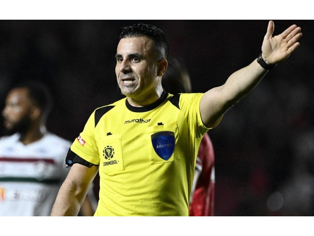 Argentinos Juniors x Fluminense Piero Maza, árbitro da partida, relata