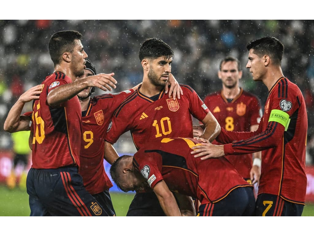 Espanha vence de goleada a equipe da Geórgia pelas eliminatórias da Euro;  confira - Jogada - Diário do Nordeste