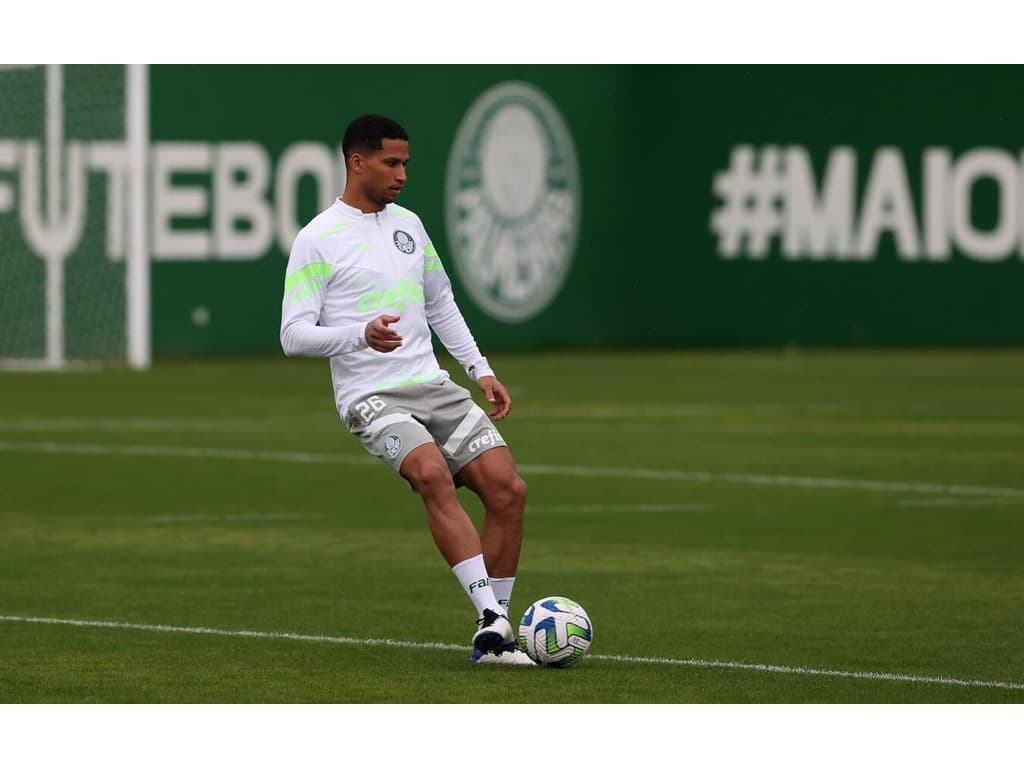 Murilo celebra marca defensiva inédita do Palmeiras de Abel Ferreira