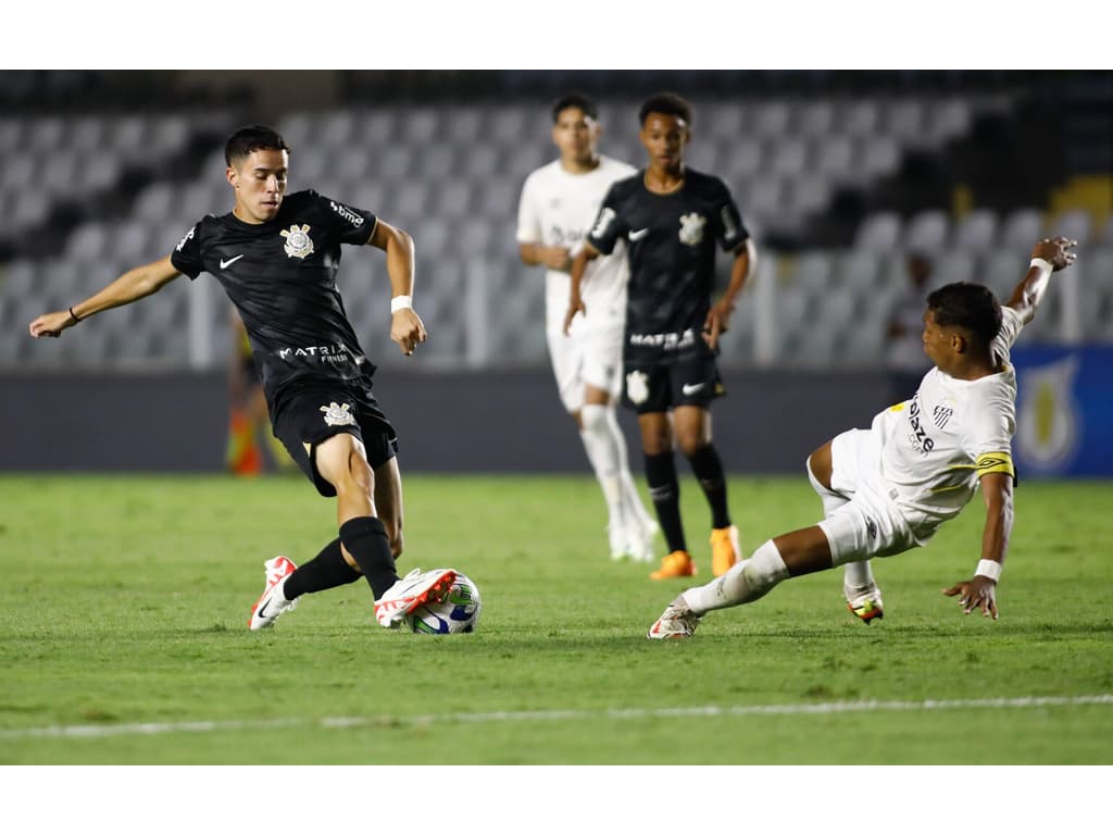 Corinthians x Santos: onde assistir ao vivo ao jogo do Brasileirão