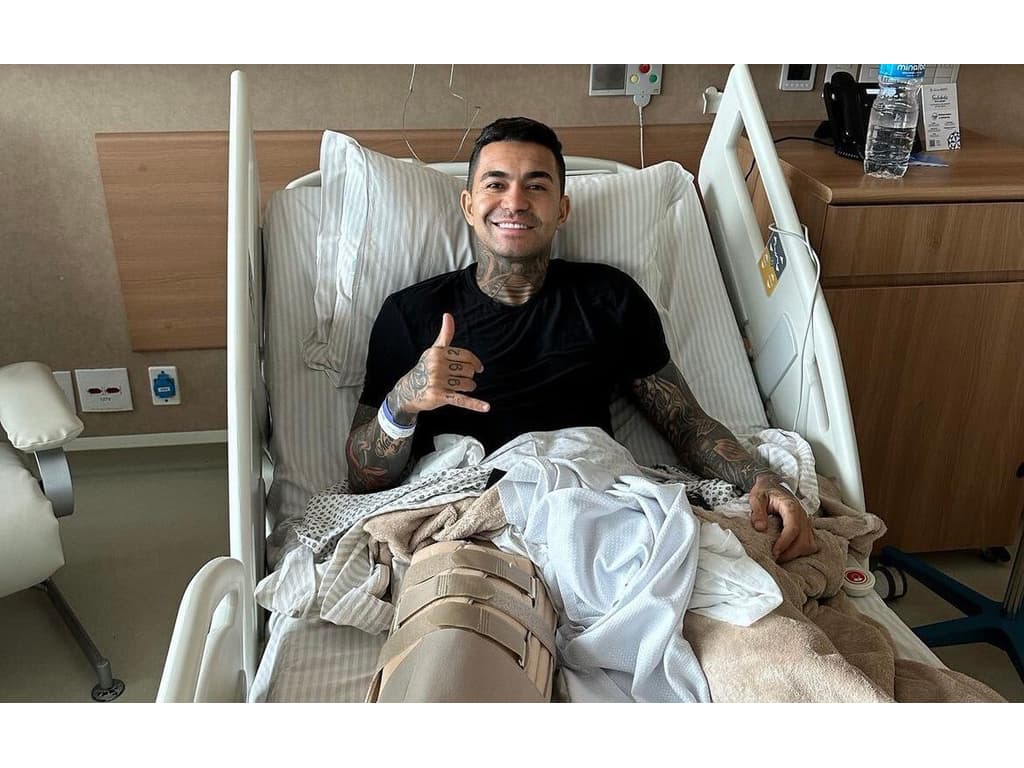 Dudu tem operação bem sucedida no joelho e tranquiliza Palmeiras