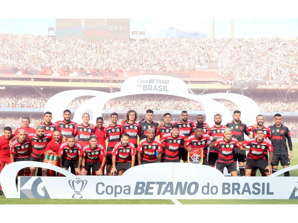Titular do Flamengo é detonado por jornalista: Jogador horroroso