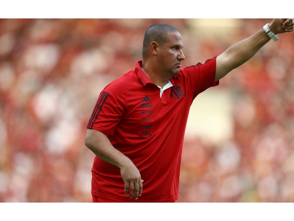 Mário Jorge fala em resgatar confiança do Flamengo: Ninguém discute a qualidade do elenco