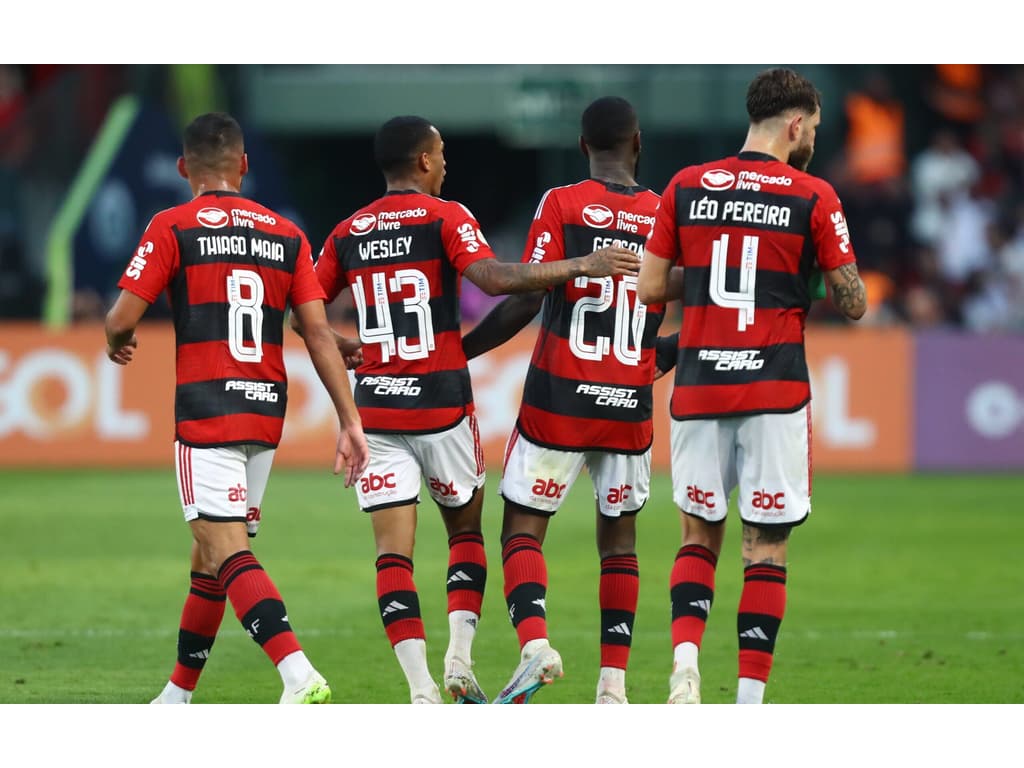 Vitória não livra titular de criticas de torcedores do Flamengo: Não dá mais