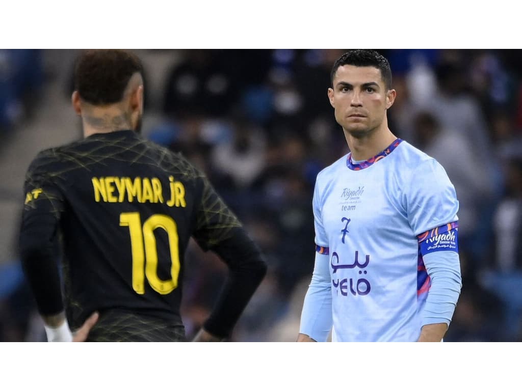 Apesar de ser um dos maiores salários do futebol, Neymar recebe 20% a menos  que CR7 - Metro 1